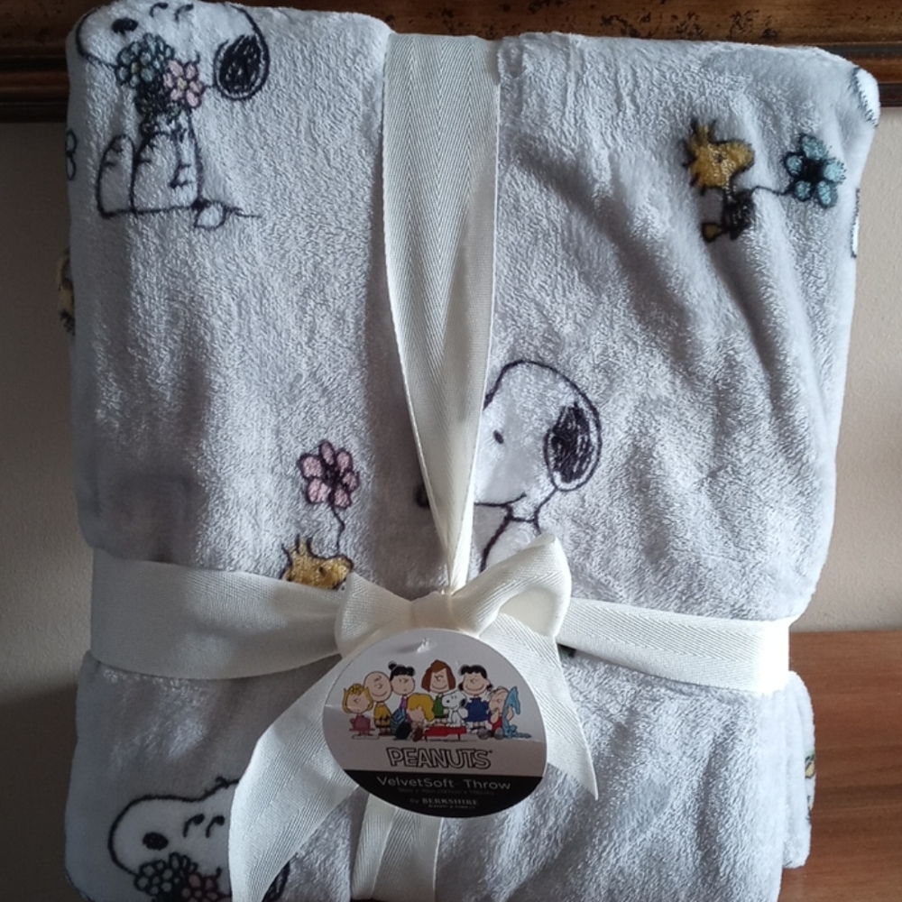Snoopy throw